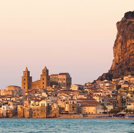 Visitar cefalú en Sicilia